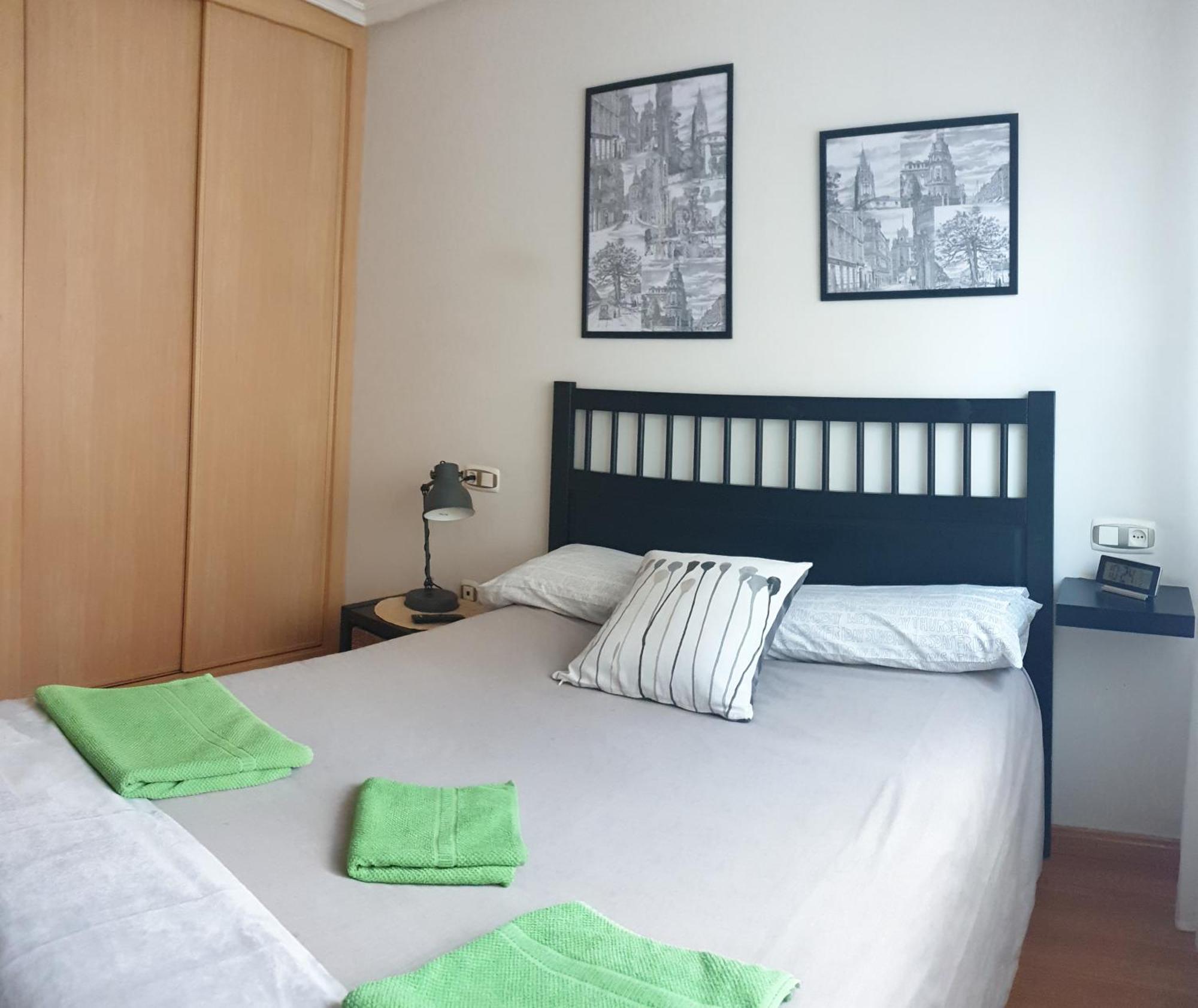 Apartamento "Los Prados" Wifi Y Parking Oviede Extérieur photo