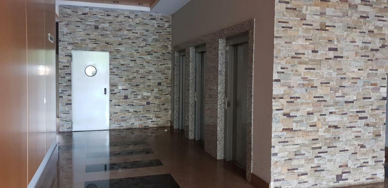 Apartamento "Los Prados" Wifi Y Parking Oviede Extérieur photo
